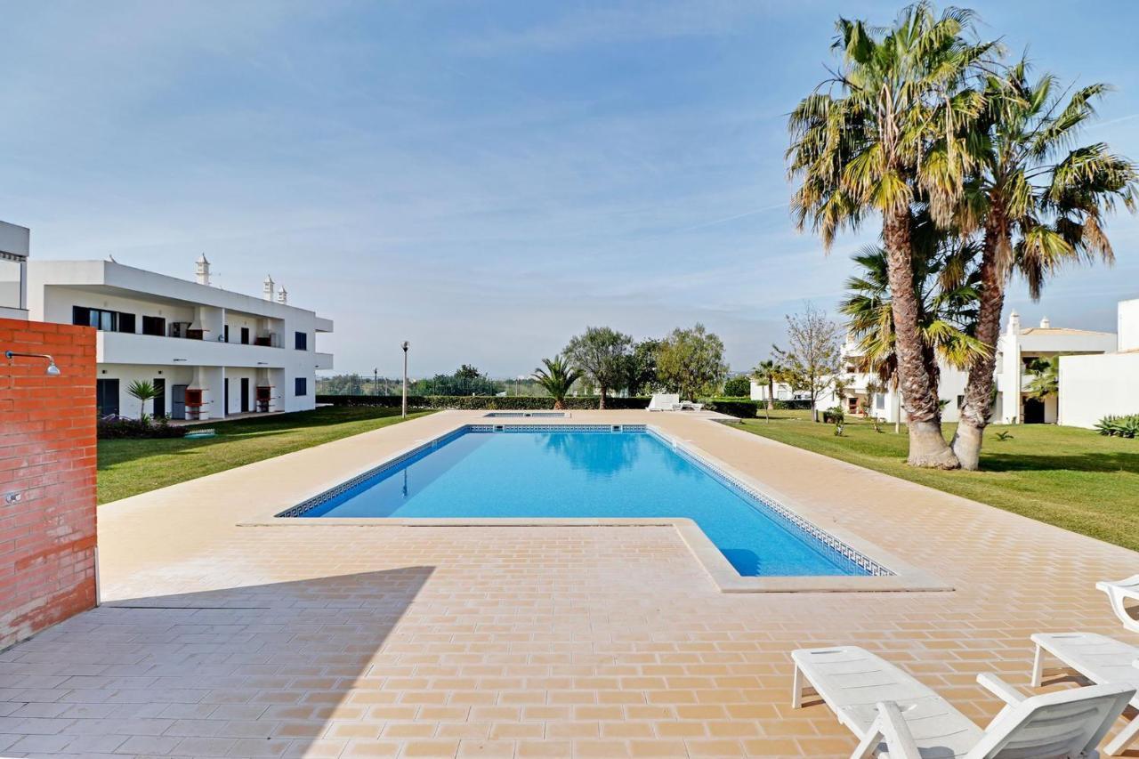 Pera Secret Garden 1 And Pool By Homing Daire Dış mekan fotoğraf